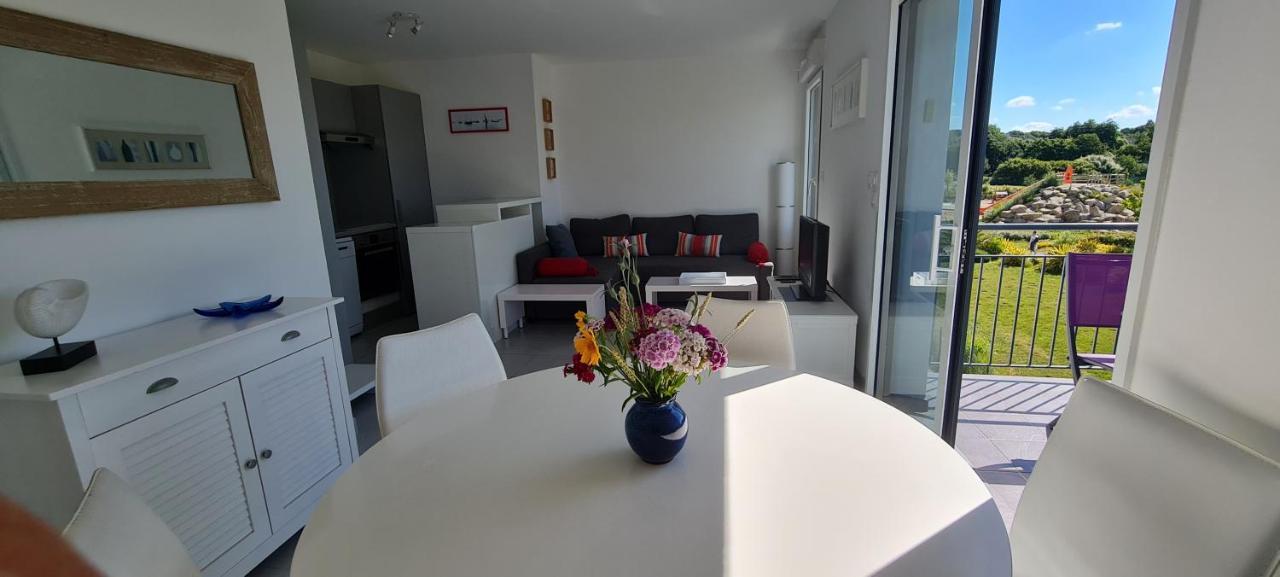 Appartement Devant La Plage Avec Piscine 콩카르노 외부 사진